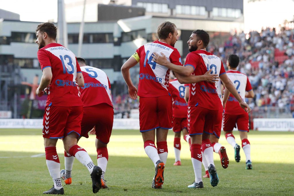 Shirt sponsoring FC Utrecht - Stichting Opkikker